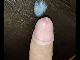 Cumming without hands from a dildo