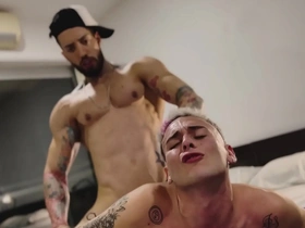 Me la mama a escondidas y sus amigos espian follamos todos