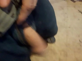 Pito afuera del ziper