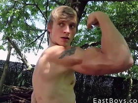 Exclusive - muscle flex - casting 10 - blake orson