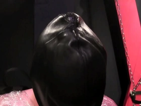 Kuirbond 04 est momifié et électrifié...