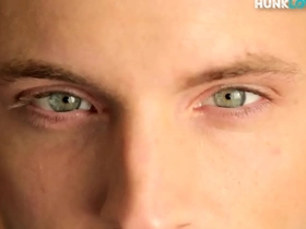 Shaved amateur hunk softly teases body and tugs his rod