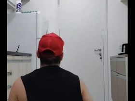 Putariazinha ( completo no red e subscrição)