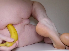 Deep banana anal