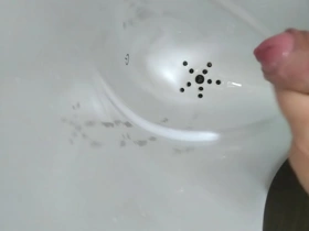 Taiwan chubby jerk in public toilet