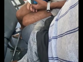 De pau duro no busão 2