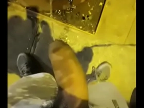 Instagram @paulomassaproductions twitter @pmassaxxx todos os dias à 5h da manhã saio com o cachorro e sempre têm uma boquinha pra mamar minha tora grossa