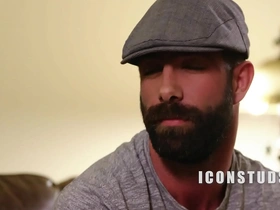 Frat boys reunite and confess their feelings