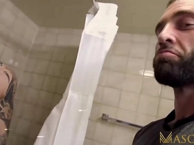 Masqulin tattooed hunk markus kage raw breeds andrew green