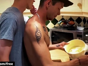 Tattooed british vers couple (mickey taylor, ronnie stone) fuck bareback and cum - bromo