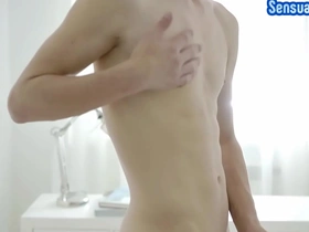 Handsome athletic twink wanking in erotic solo session