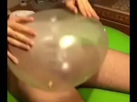 Geo donut ballon handjob