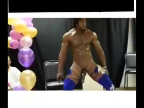 Girls night out action   behind the scenes