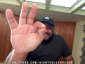 Giant shrinks ex-boyfriend