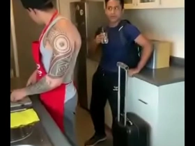 Does anyone know the actors o video name?/ alguien sabe el nombre del video o los actores?