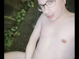 Dutch slut jasper pissing his pants in public