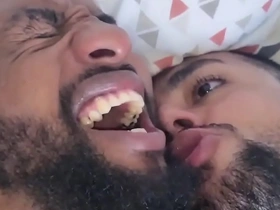@dylanbarrows4  veio nos visitar levou pauladas no cuzinho, ganhou beijinhos do  @socyalsemcamisa  enquando eu socava. puto aguentou até dp. teve de tudo.