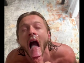 Hot twink loves the taste of warm cum