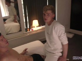 I get my nob balls deep in this real chav scally type boy, he gives great massages btw