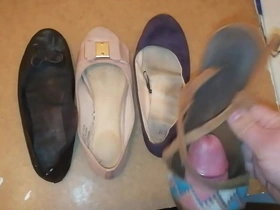 Masturbating with ballerina flats and cumming into sandal