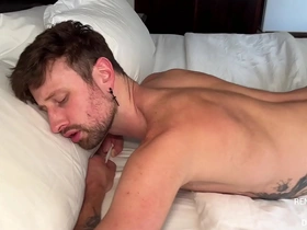 Fudendo o rabo delicioso do drew dixon (vídeo completo no xvideos red)
