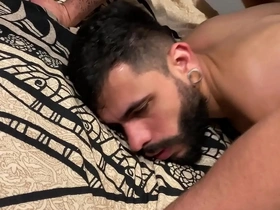 Daniel toro, léo oak & cassio faria - fucking the little bear bereback